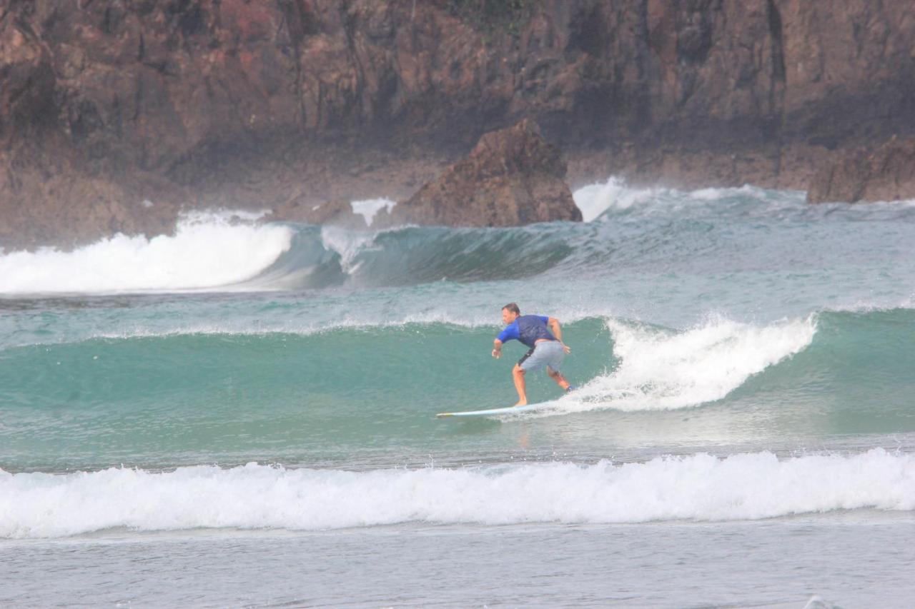 Apartamento Ayolah Surf House &Surf Camp Jembrana Exterior foto